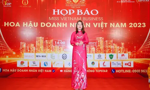 Bà Hoàng Thị Bích Ngọc đại diện công ty in vải áo dài Đất Lành chính thức trở thành nhà tài trợ cho cuộc thi Hoa hậu Doanh nhân Việt Nam 2023